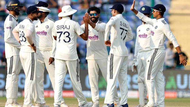 Test cricket lunch break explanation